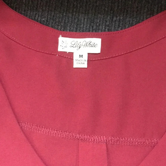 Lily White Burgundy Sheer Hi-Low Hem 3/4 Sleeve V-Neck Top-M - Picture 10 of 11